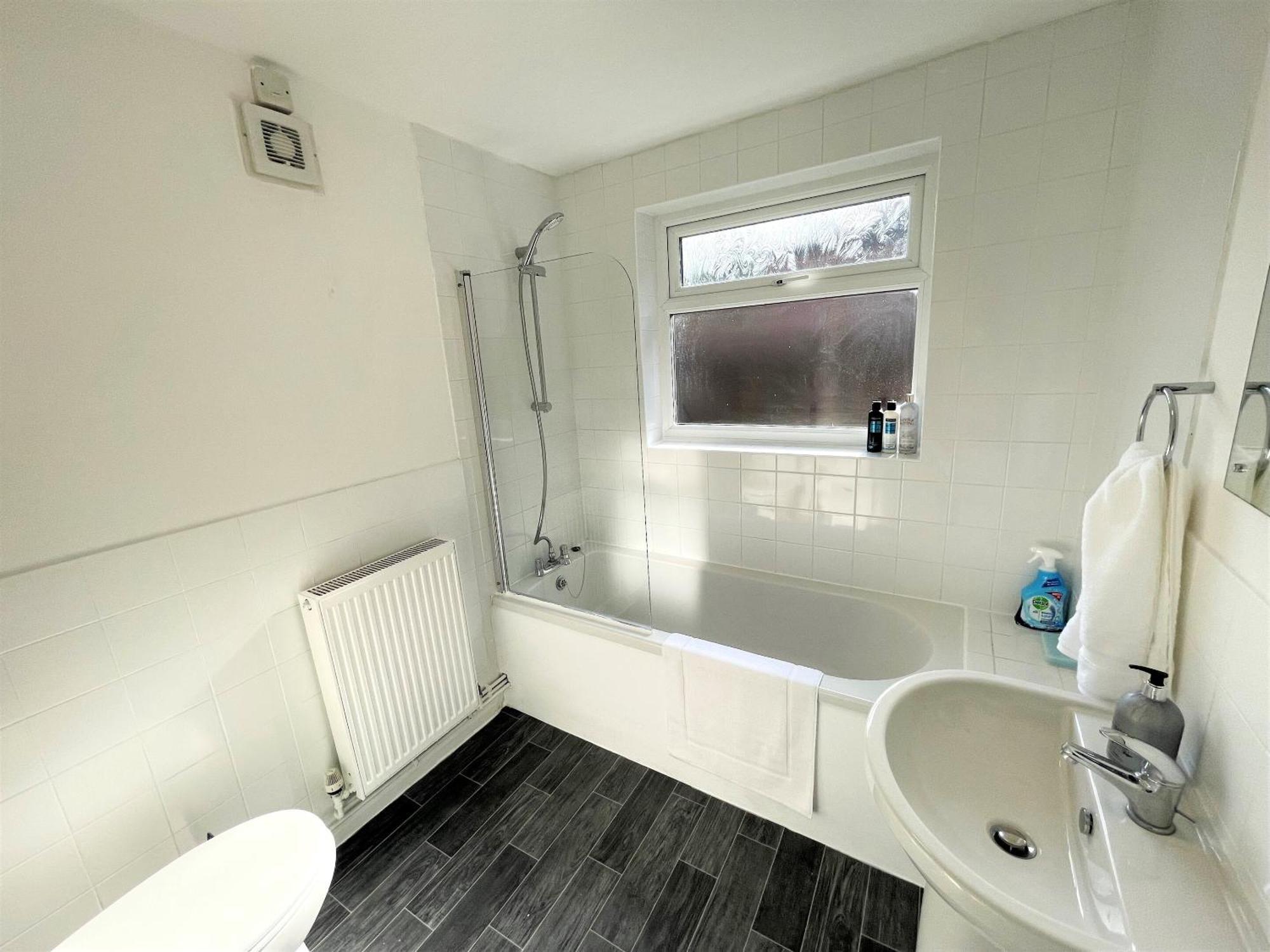 Robinhuts - 3 Bed Accommodation -Perfect For Contractors, Families & Students Kingston upon Hull Ngoại thất bức ảnh