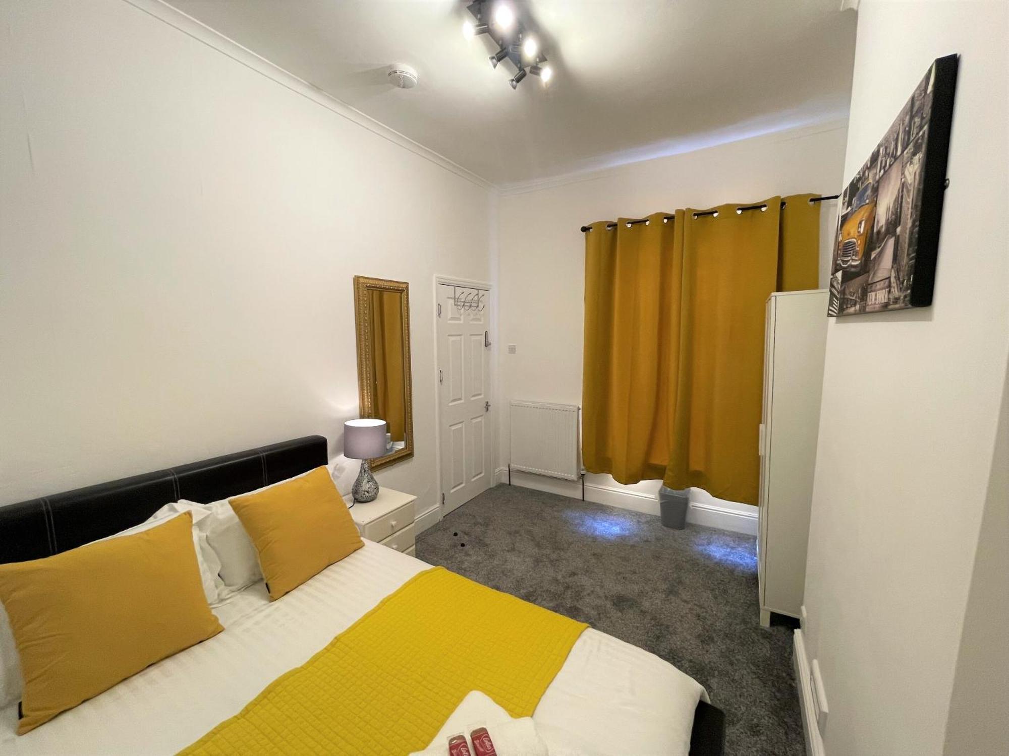 Robinhuts - 3 Bed Accommodation -Perfect For Contractors, Families & Students Kingston upon Hull Phòng bức ảnh